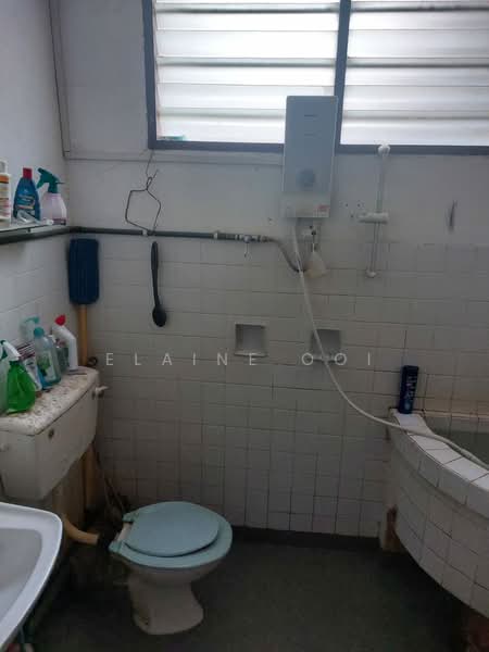 Rumah Teres 2 Tingkat untuk Dijual di George Town (Penang) - Elaine Ooi - Bathroom - PropertyGuru.com.my