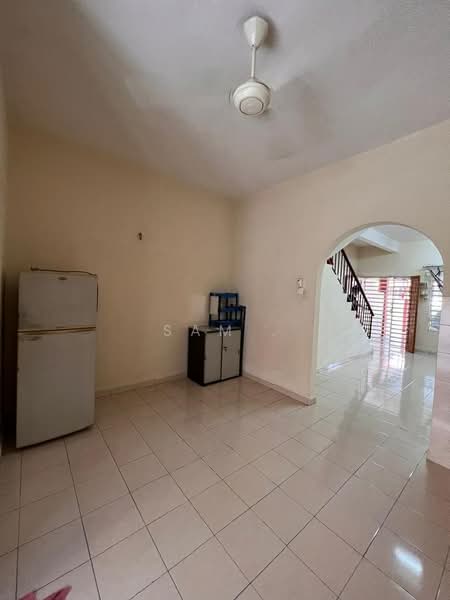 Rumah Teres 2 Tingkat untuk Dijual di Taman Lahat Baru (Lahat) - Sam . - Interior - PropertyGuru.com.my