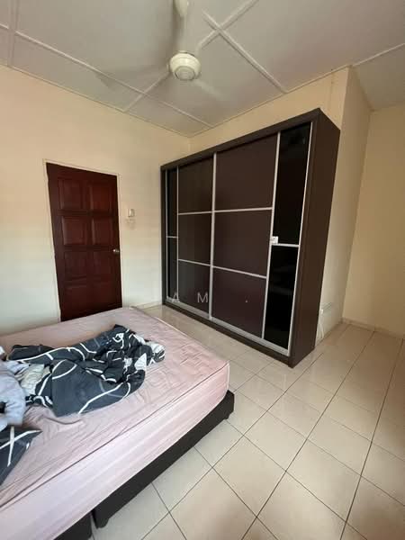 Rumah Teres 2 Tingkat untuk Dijual di Taman Lahat Baru (Lahat) - Sam . - Bedroom - PropertyGuru.com.my