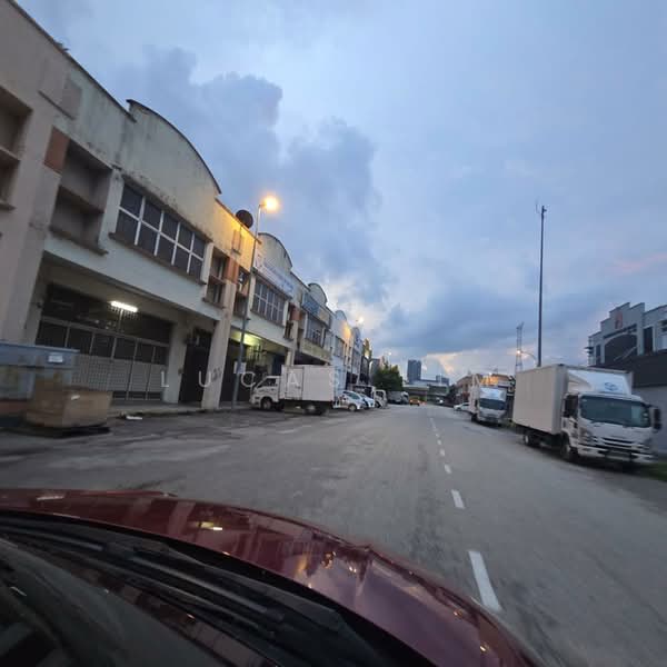 Kilang untuk Disewa di Batu Caves (Selangor) - Lucas Lim - Exterior - PropertyGuru.com.my
