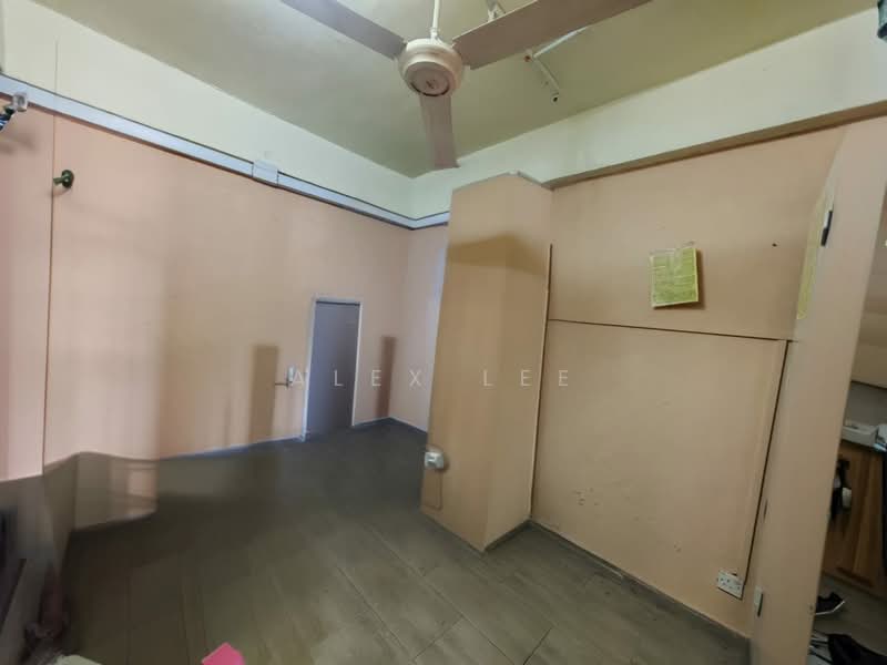 Shop / Office for Sale in Bukit Sentosa (Rawang) - Alex Lee - Interior - PropertyGuru.com.my