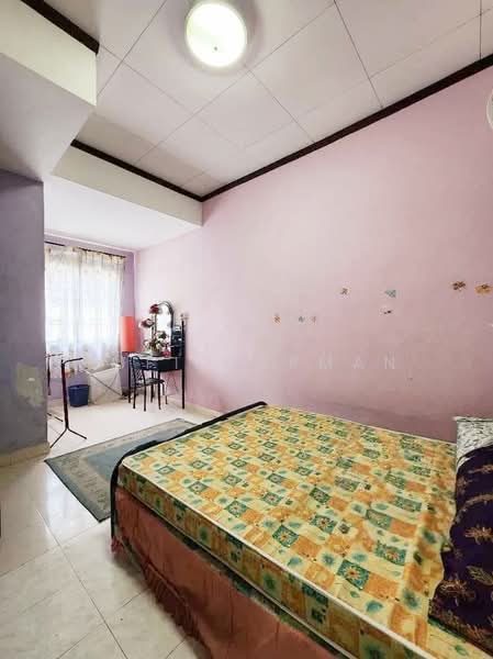2-storey Terraced House for Sale in Taman Mutiara Rini (Skudai) - Sufi Norman - Bedroom - PropertyGuru.com.my