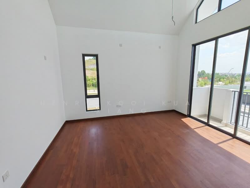 2-storey Terraced House for Sale in Elmina (Shah Alam) - Henry Kooi Kuan Xiang - Balcony - PropertyGuru.com.my