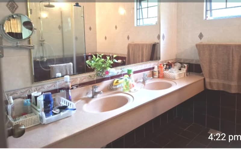 Rumah Banglo untuk Disewa di Seksyen 11 (Petaling Jaya) - Lina A - Bathroom - PropertyGuru.com.my