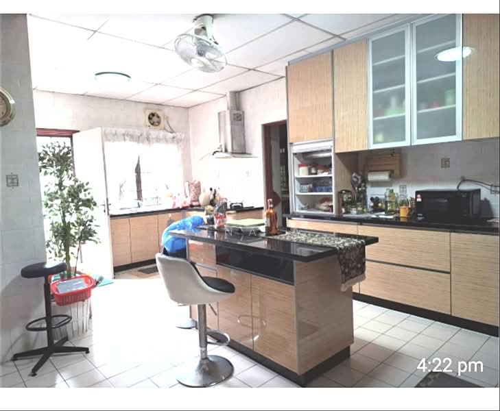Rumah Banglo untuk Disewa di Seksyen 11 (Petaling Jaya) - Lina A - Kitchen - PropertyGuru.com.my