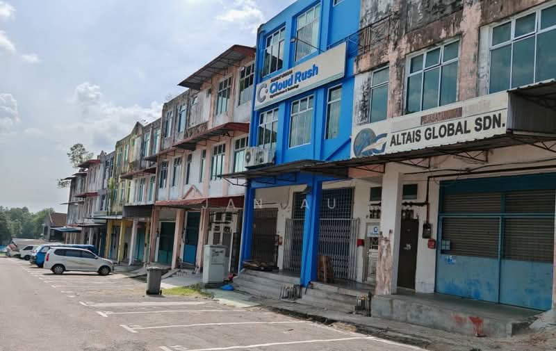 Shop for Rent in Taman Mutiara (Ulu Tiram) - JAN AU - Exterior - PropertyGuru.com.my