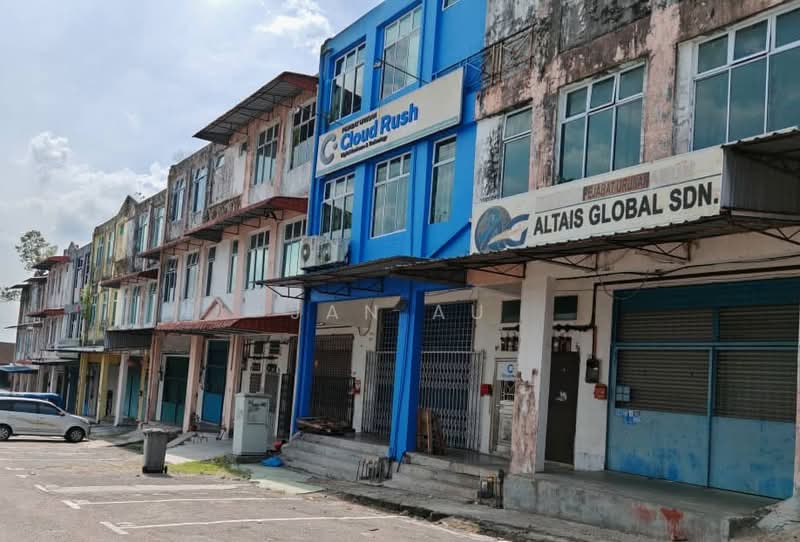 Shop for Rent in Taman Mutiara (Ulu Tiram) - JAN AU - Exterior - PropertyGuru.com.my