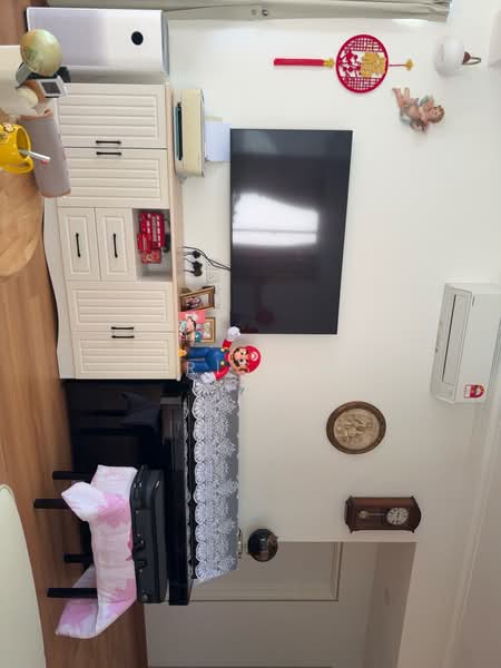 Condominium for Sale at Twin Towers - Chris Tan - Living Room - PropertyGuru.com.my