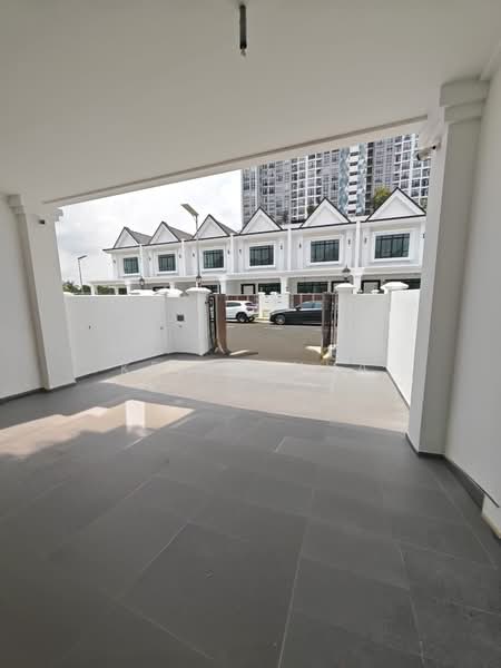 2-storey Terraced House for Sale in Bandar Seri Alam (Masai) - Kexin Hua - Exterior - PropertyGuru.com.my