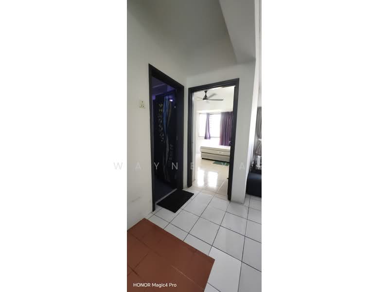Service Residence for Sale at Rhythm Avenue - Wayne Yap - Bedroom - PropertyGuru.com.my
