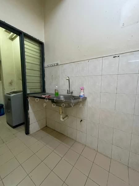 Pangsapuri untuk Disewa di Tropika Apartment - Yogesvaran Poovan - Interior - PropertyGuru.com.my