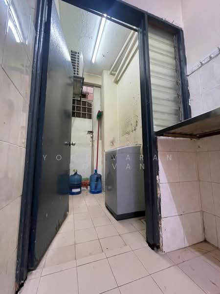 Pangsapuri untuk Disewa di Tropika Apartment - Yogesvaran Poovan - Interior - PropertyGuru.com.my
