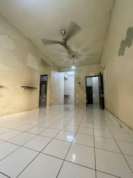 Pangsapuri untuk Disewa di Tropika Apartment - Yogesvaran Poovan - Interior - PropertyGuru.com.my
