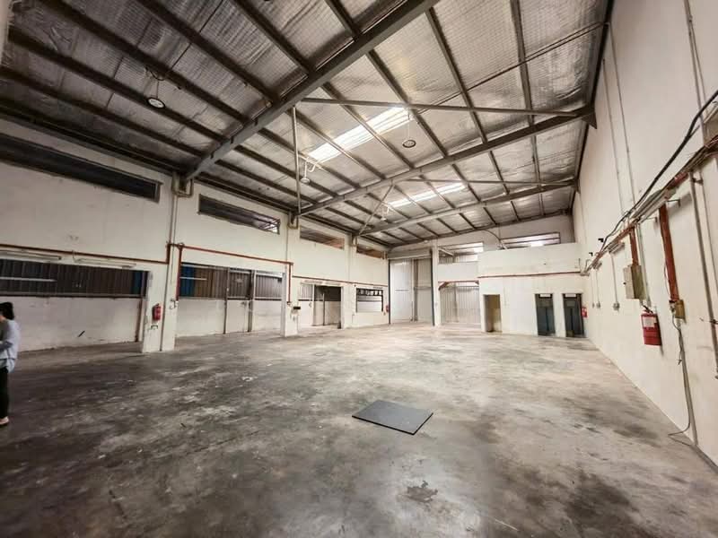 Factory for Rent in Taman Tan Sri Yaacob (Johor Bahru) - Louis Yeo - Interior - PropertyGuru.com.my