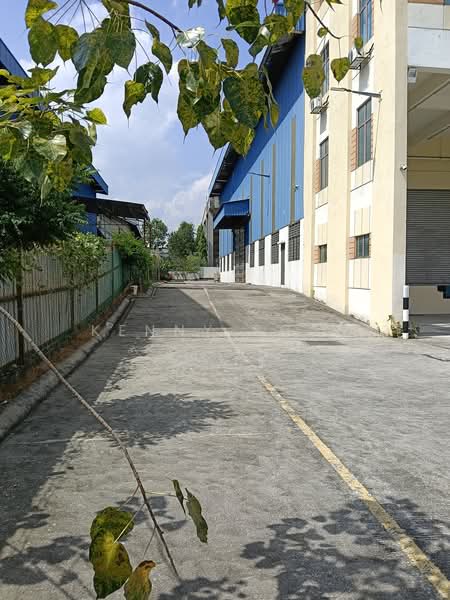 Kilang untuk Disewa di Bukit Jelutong (Shah Alam) - Kenny Kuan - Exterior - PropertyGuru.com.my