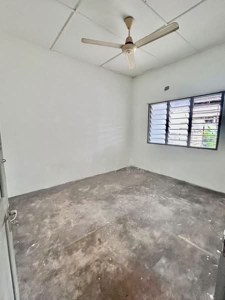 Rumah Teres 1 Tingkat untuk Dijual di Sea Park (Petaling Jaya) - Mala Palanisamy - PropertyGuru.com.my