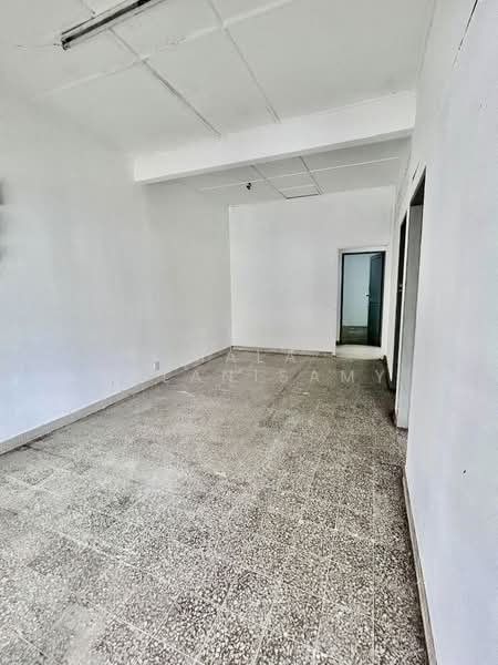 Rumah Teres 1 Tingkat untuk Dijual di Sea Park (Petaling Jaya) - Mala Palanisamy - PropertyGuru.com.my