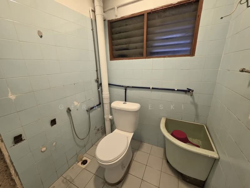 Kondominium untuk Dijual di Villa Condominium - Gerald Peski - Bathroom - PropertyGuru.com.my