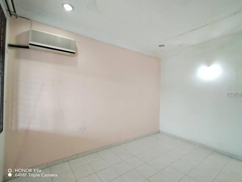 1-storey Terraced House for Sale in Taman Canning (Ipoh) - Ck Max - Interior - PropertyGuru.com.my