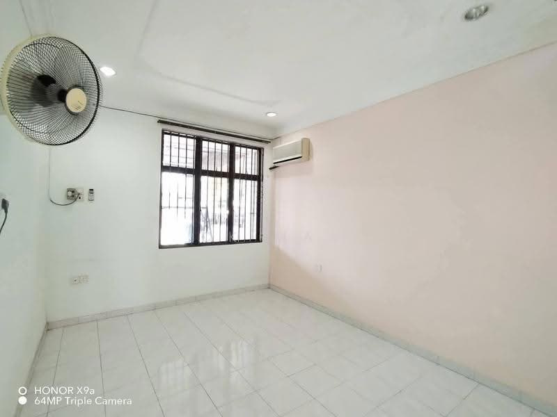 1-storey Terraced House for Sale in Taman Canning (Ipoh) - Ck Max - Interior - PropertyGuru.com.my