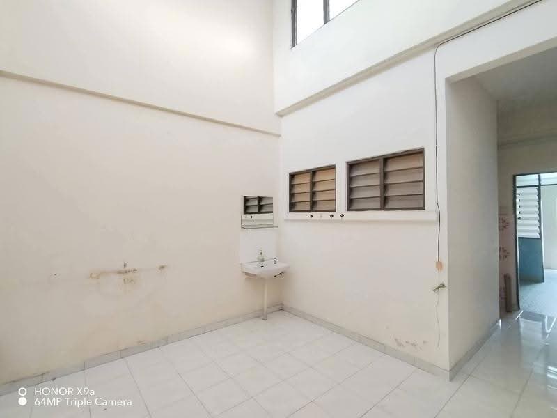 1-storey Terraced House for Sale in Taman Canning (Ipoh) - Ck Max - Interior - PropertyGuru.com.my