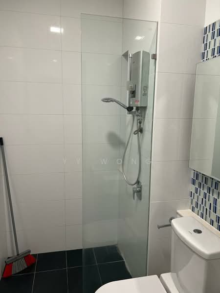 Servis Apartment untuk Disewa di Residential Suites @ HighPark - YY Wong - Bathroom - PropertyGuru.com.my