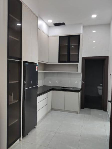 Factory for Rent in Pandamaran (Klang) - Ridian Tan - Kitchen - PropertyGuru.com.my