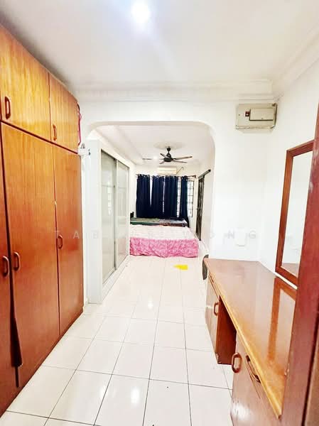 Rumah Teres 2 Tingkat untuk Dijual di Seksyen 19 (Shah Alam) - Tabris Wong - Bedroom - PropertyGuru.com.my