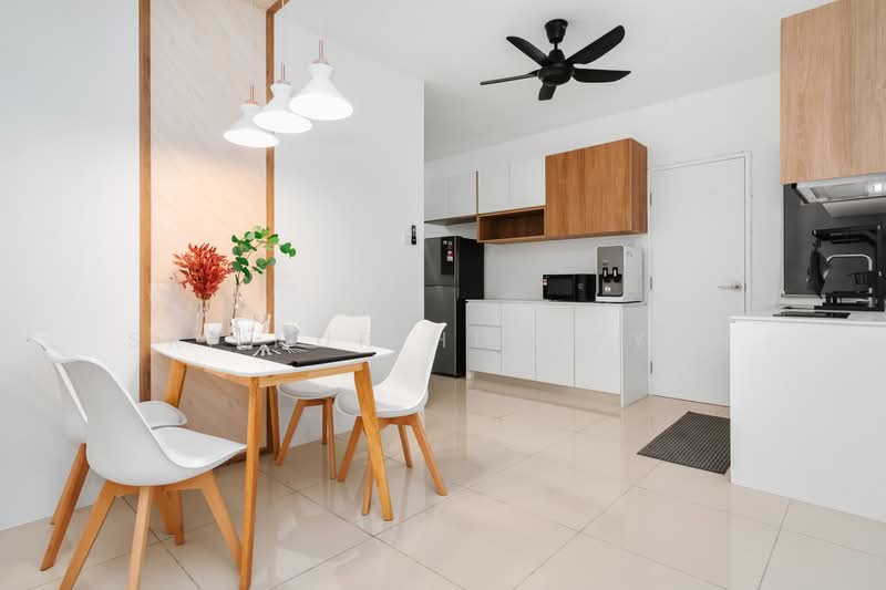 Servis Apartment untuk Disewa di AraTre' Residences - Sri Nur Hidayyah - Dining Area - PropertyGuru.com.my