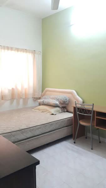 1-storey Terraced House for Sale in Tanjung Bungah (Penang) - Chong Chooi Wei - Bedroom - PropertyGuru.com.my