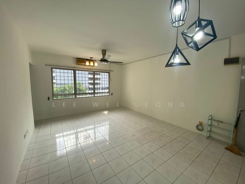 Pangsapuri untuk Disewa di saujana apartment - Lee Wei Leong - Living Room - PropertyGuru.com.my