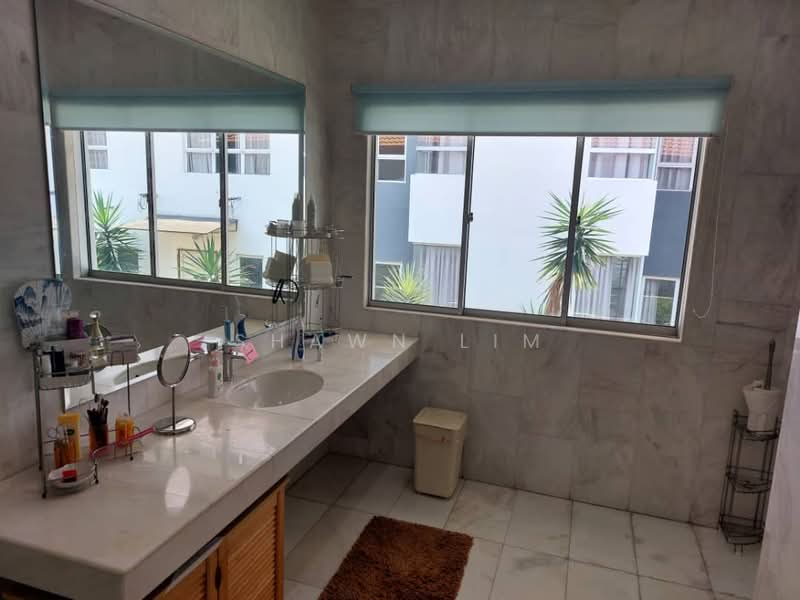 Bungalow for Sale in Bukit Damansara (Damansara Heights) - Shawn Lim - Bathroom - PropertyGuru.com.my