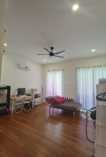 Rumah Berkembar untuk Dijual di Bandar Botanic (Klang) - Ridian Tan - Study - PropertyGuru.com.my