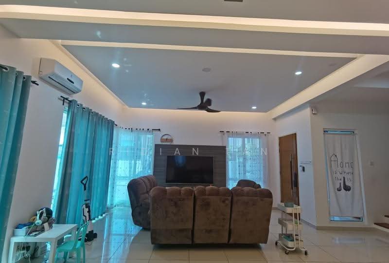 Rumah Berkembar untuk Dijual di Bandar Botanic (Klang) - Ridian Tan - Living Room - PropertyGuru.com.my