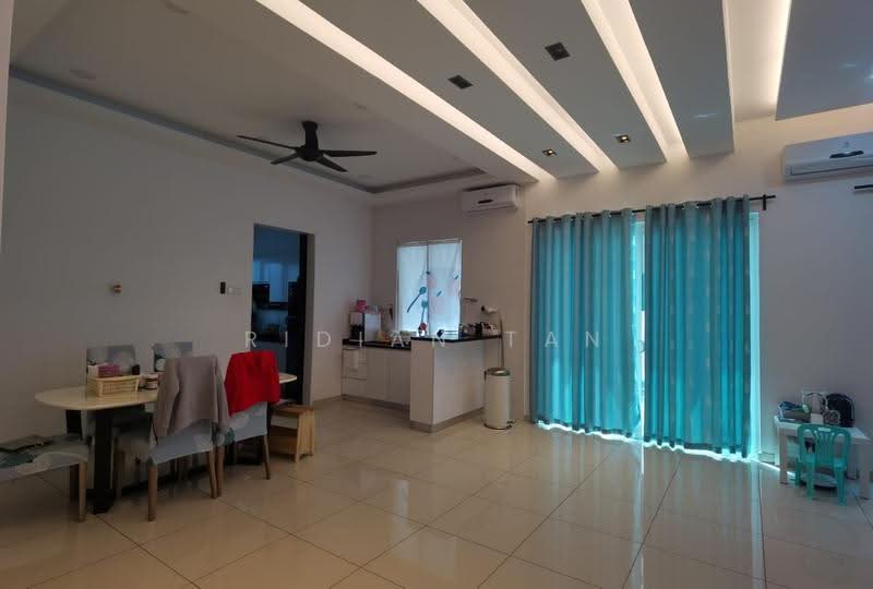Rumah Berkembar untuk Dijual di Bandar Botanic (Klang) - Ridian Tan - Living Room - PropertyGuru.com.my