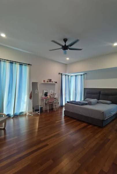Rumah Berkembar untuk Dijual di Bandar Botanic (Klang) - Ridian Tan - Bedroom - PropertyGuru.com.my