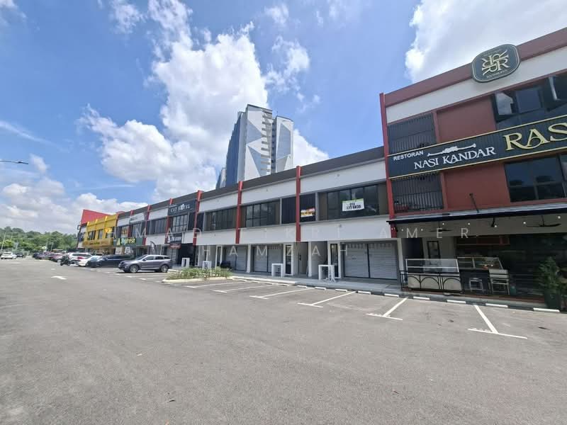 Kedai / Pejabat untuk Disewa di Bukit Jelutong (Shah Alam) - Ahmad Fikri Amer Hamzah - Exterior - PropertyGuru.com.my