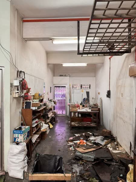 Shop for Rent in Taman Cahaya Indah (Ampang) - Desmond Low - Interior - PropertyGuru.com.my