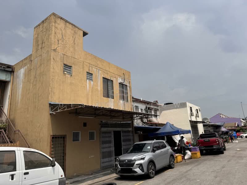 Shop for Rent in Taman Cahaya Indah (Ampang) - Desmond Low - Exterior - PropertyGuru.com.my