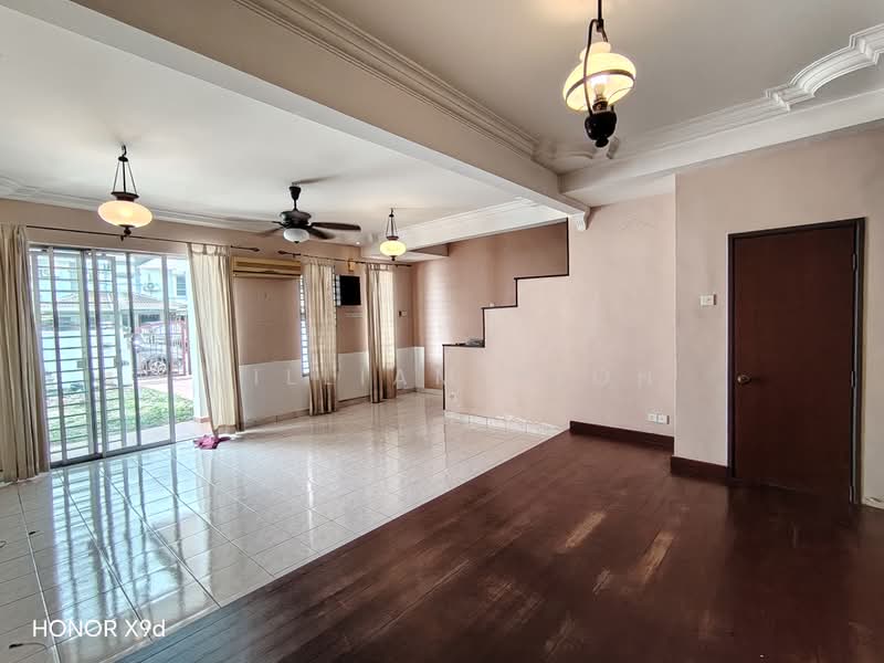 Terraced House for Sale in Bandar Botanic (Klang) - William Yeoh - Living Room - PropertyGuru.com.my