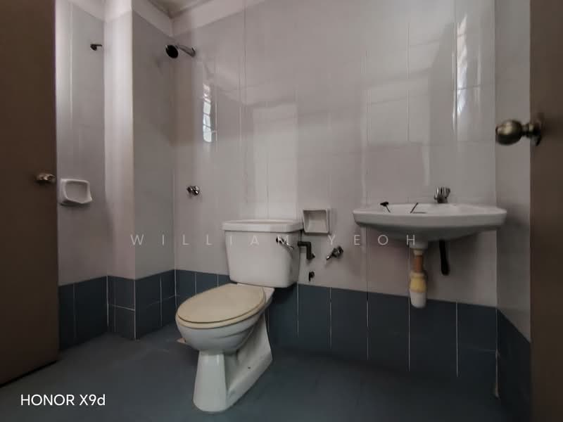 Terraced House for Sale in Bandar Botanic (Klang) - William Yeoh - Bathroom - PropertyGuru.com.my