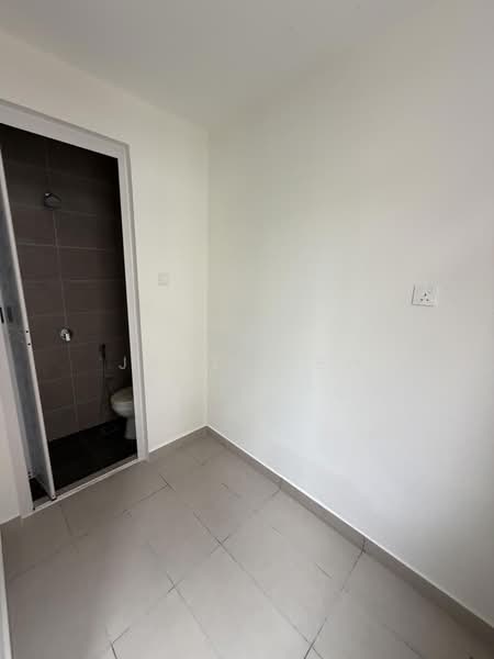 Rumah Berkembar untuk Dijual di Taman Sutera Utama (Skudai) - Junz Liew - PropertyGuru.com.my