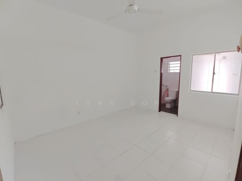 Townhouse for Rent in Taman Putra Perdana (Puchong) - Evan Goh - Bathroom - PropertyGuru.com.my