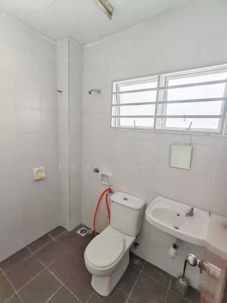 Townhouse for Rent in Taman Putra Perdana (Puchong) - Evan Goh - Bathroom - PropertyGuru.com.my