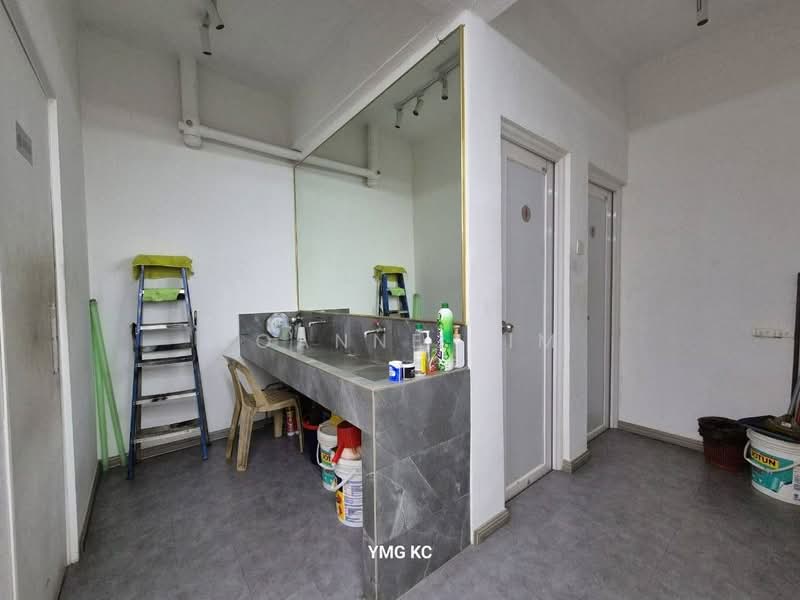 Kedai / Pejabat untuk Disewa di Shah Alam (Selangor) - Joanne Lim - Bathroom - PropertyGuru.com.my