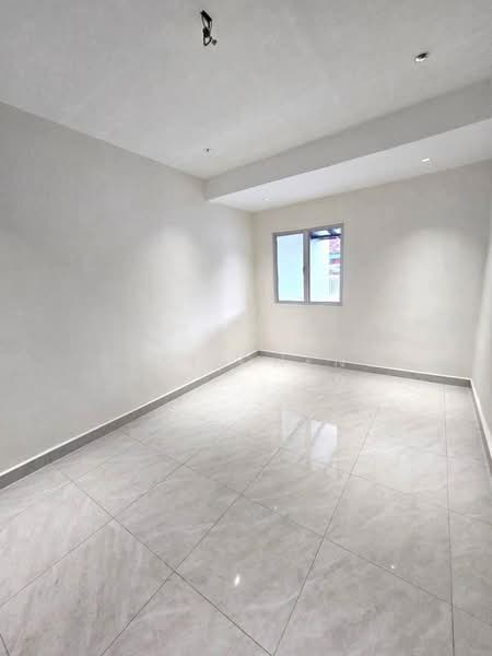 1-storey Terraced House for Sale in Bandar Selesa Jaya (Skudai) - Yuki Cheng - PropertyGuru.com.my