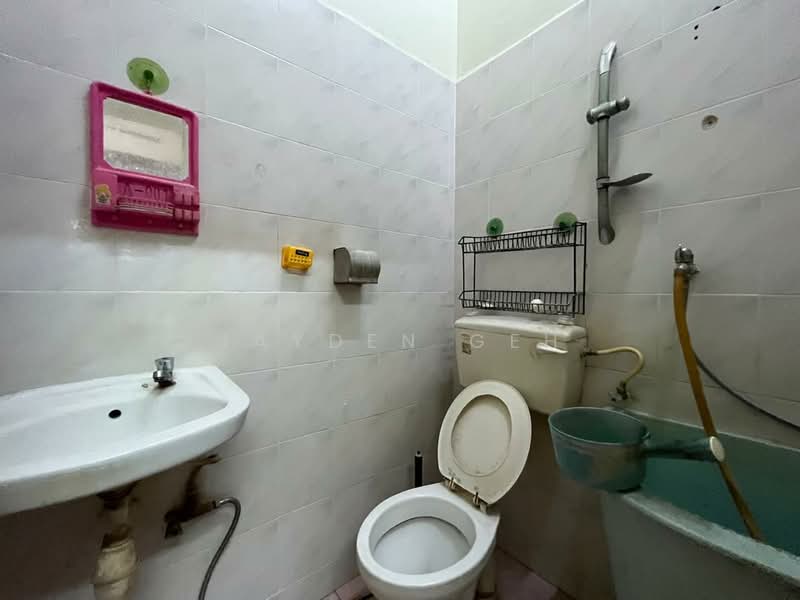 1-storey Terraced House for Sale in Alor Setar (Kedah) - Jayden Geh - Bathroom - PropertyGuru.com.my