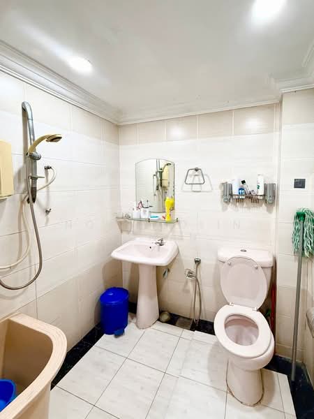 Rumah Teres 2 Tingkat untuk Dijual di Seksyen 1 Bandar Baru Bangi (Bandar Baru Bangi) - Nor Azdlin Adnan - PropertyGuru.com.my