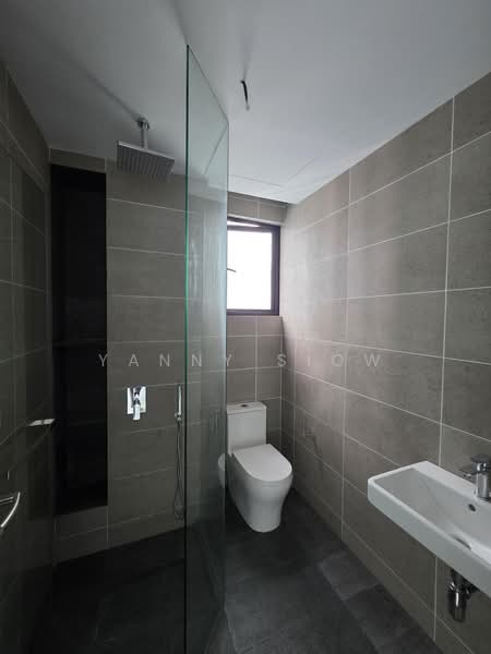 Kondominium untuk Dijual di The Valley Residences @ SkySierra - Yanny Siow - Bathroom - PropertyGuru.com.my
