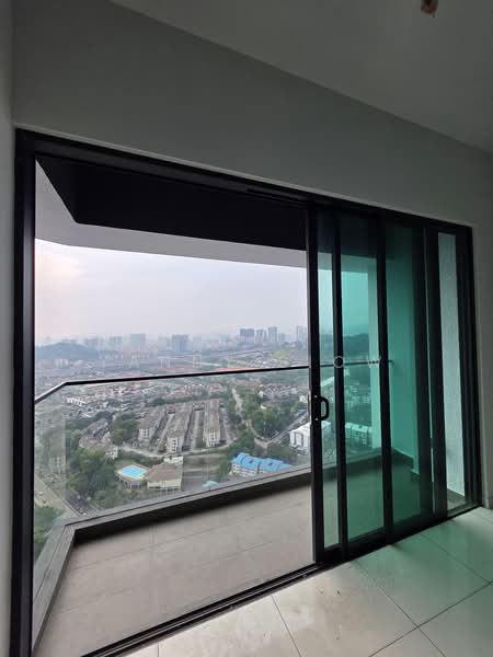 Kondominium untuk Dijual di The Valley Residences @ SkySierra - Yanny Siow - Balcony - PropertyGuru.com.my